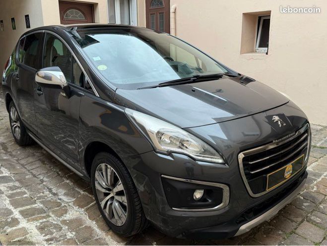 Peugeot 3008 1.6L HDI 120cv Allure ph2 Gris de 2017