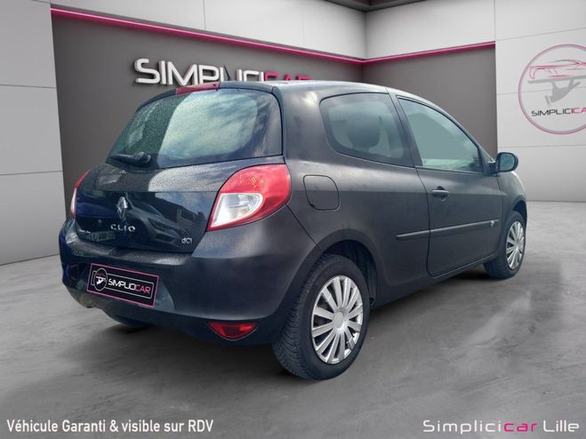 Renault Clio III dCi 75 eco2 Authentique Euro 5 Noir de 2011