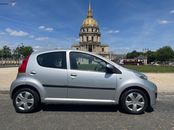 Peugeot 107 1.0e 12V 68ch BLUE LION Black Silver Gris de 2010