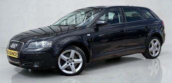  Voir détails -Audi A3 Sportback 2.0 TFSI 200ch 16V Turbo (12 c à Thiers (63)