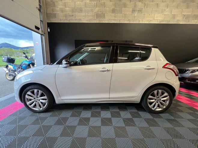 Suzuki Swift III 1.2 VVT 16V 94ch - Finition Privilg Blanc de 2015