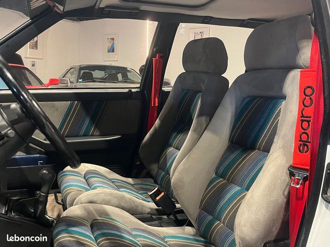 Lancia Delta integrale hf martini Blanc de 1989