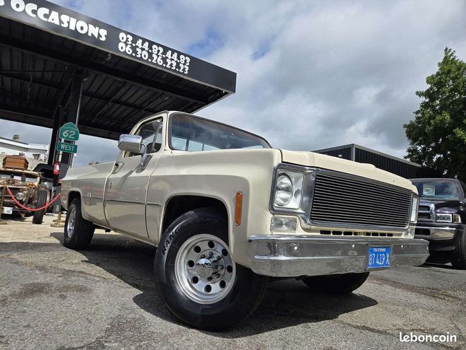 Chevrolet Silverado C20 Custom Deluxe 5.7 V8 350ci Beige de 1975