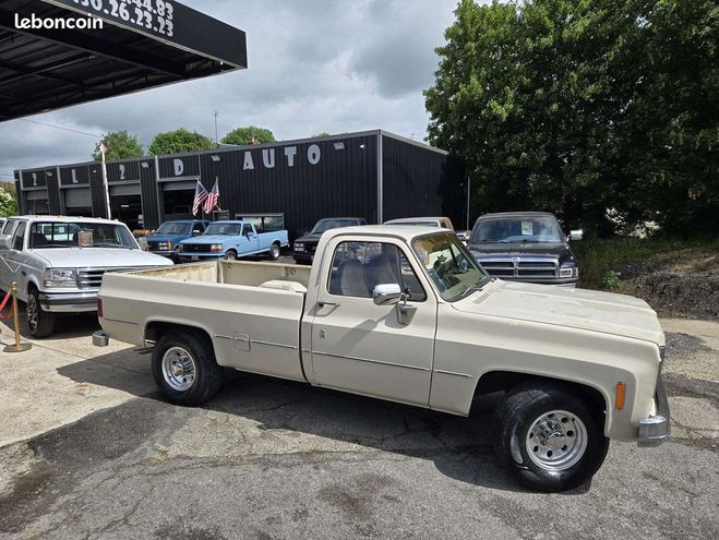 Chevrolet Silverado C20 Custom Deluxe 5.7 V8 350ci Beige de 1975