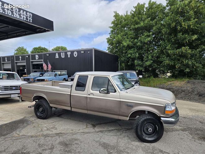 Ford F250 F 4X4 5.8 V8 351ci Extended cab 5 places Dor de 1992