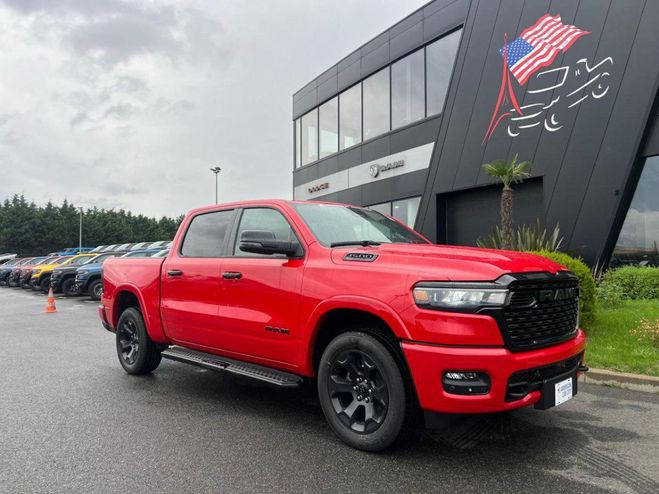 Dodge Ram 1500 CREW CAB BIGHORN NIGHT EDITION 2025 Rouge de 2025