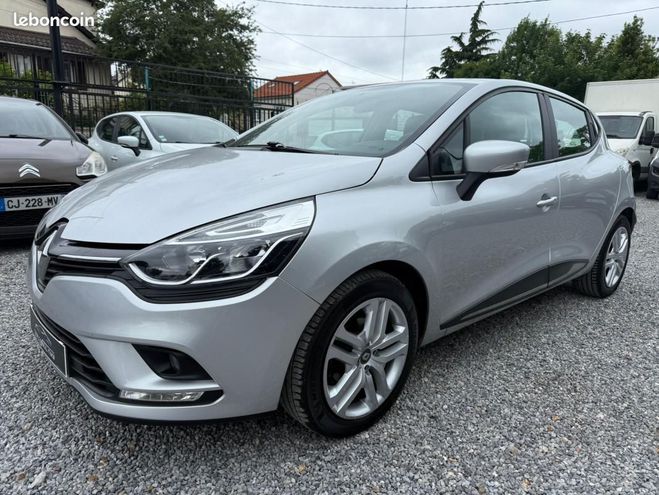 Renault Clio IV 1.5 DCI 75 BUSINESS 1 ERE MAIN TRES P Gris de 2018