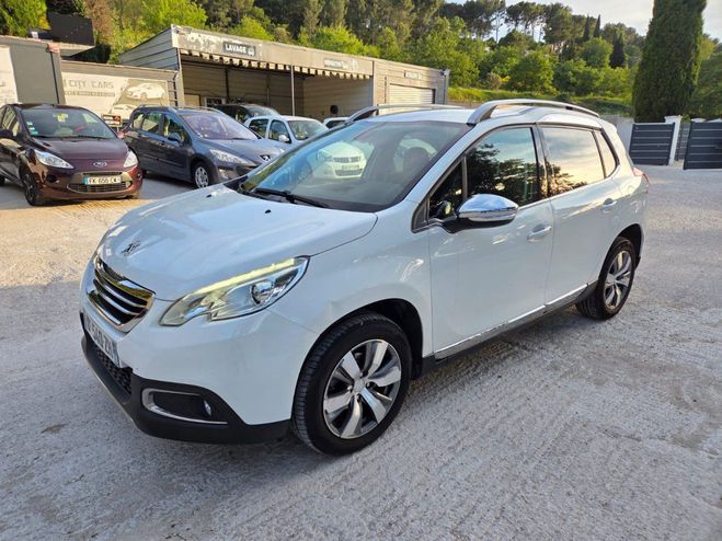 Peugeot 2008 Business Pack 1.6 e-HDi 92 ch Blanc de 2014