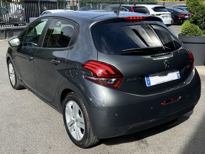 Peugeot 208 PHASE 2 II STYLE 1.2 82 Cv ECRAN GPS TAC Gris de 2016