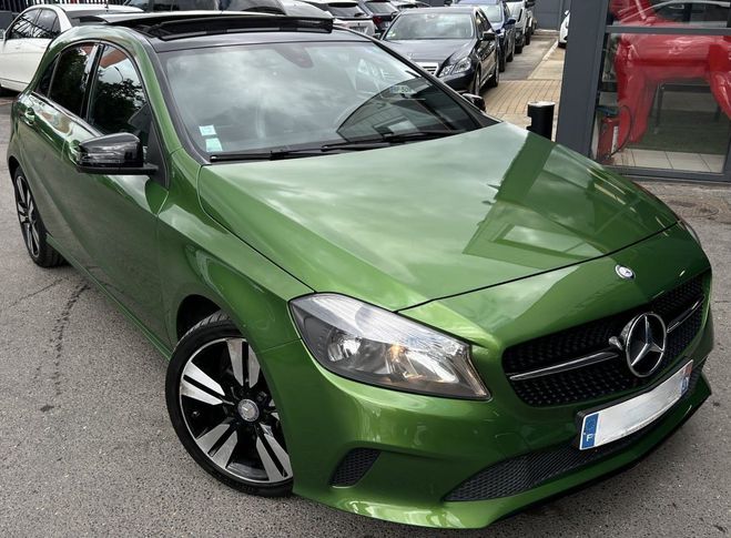 Mercedes Classe A 3 III PHASE 2 180 1.6 122 Cv TOIT OUVRAN Vert de 2016