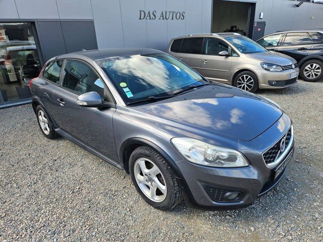 Volvo C30 D2 115ch Momentum GRIS de 2010