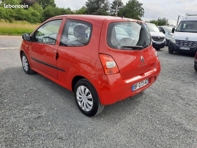 Renault Twingo 2 AUTHENTIQUE 126000KMS TRES BON ETAT KI Rouge de 2010