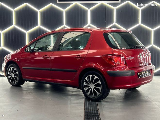 Peugeot 307 2L HDI 110Ch Rouge de 2001