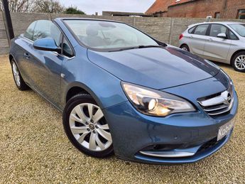  Voir détails -Opel Cascada 1.4 Turbo Cosmo--CRUISE--USB--GARANTIE 1 à Cuesmes (70)