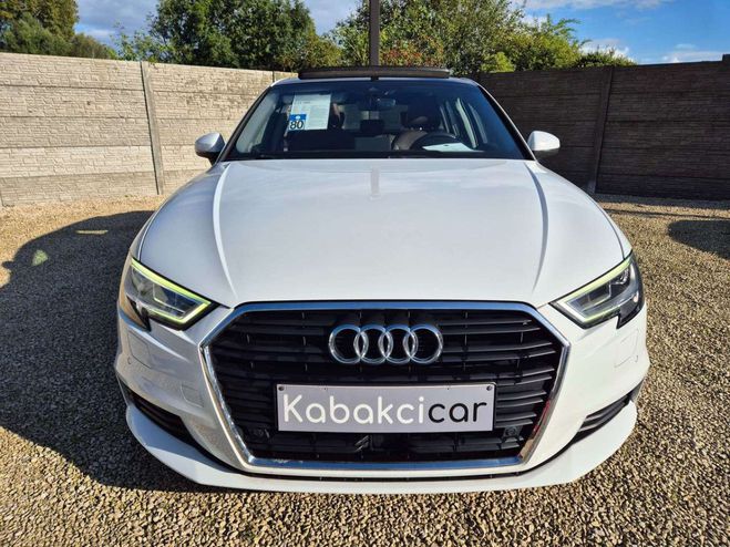 Audi A3 Sportback 1.6 TDi --CARNET--XENON--GARAN Blanc Mtallis de 