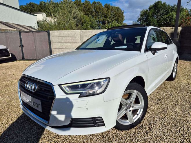 Audi A3 Sportback 1.6 TDi --CARNET--XENON--GARAN Blanc Mtallis de 
