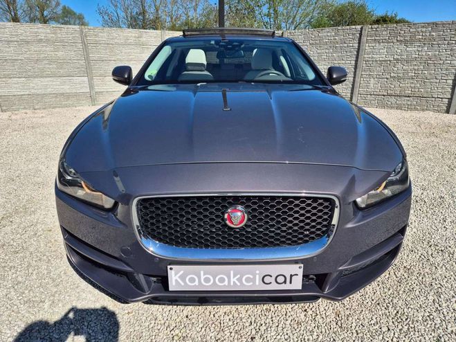 Jaguar XE 2.0 D E-Performance-- GPS-CAMERA--GARANT Gris Mtallis de 