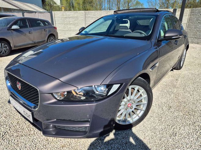 Jaguar XE 2.0 D E-Performance-- GPS-CAMERA--GARANT Gris Mtallis de 