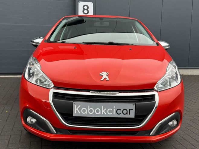 Peugeot 208 1.2i Style-- 87.000 KM--CARPLAY--GPS-GAR Rouge Mtallis de 