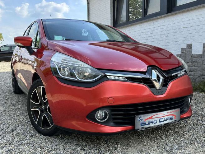 Renault Clio 1.2i Collection PANORAMIQUE-LED-NAVI-CRU Rouge Mtallis de 