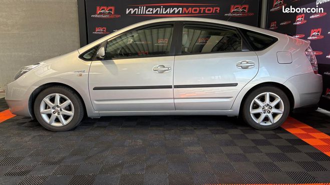 Toyota Prius linea sol hybrid 110h garantie 6 mois Gris de 2007