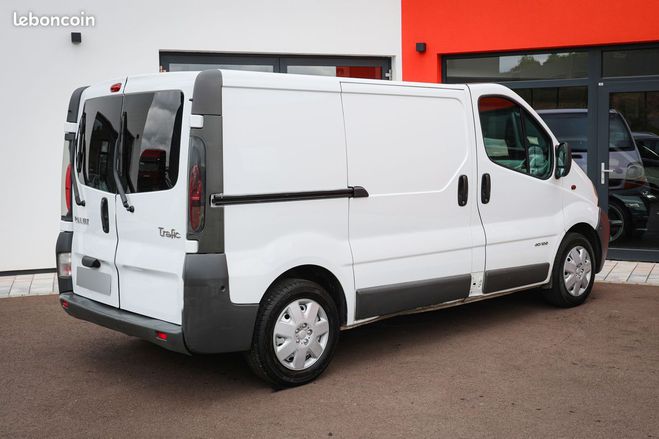 Renault Trafic 1.9 DCi 100ch 3 places Blanc de 2006