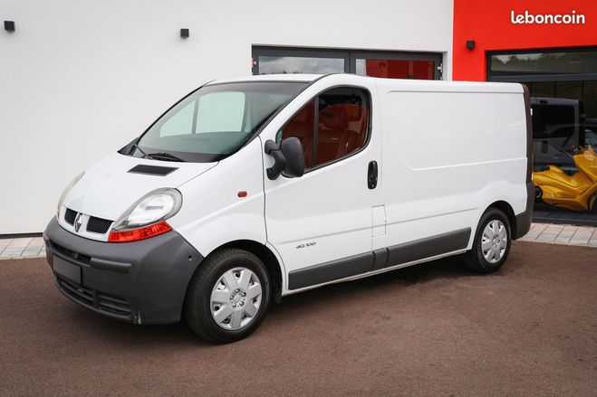 Renault Trafic 1.9 DCi 100ch 3 places Blanc de 2006