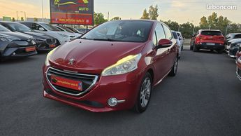  Voir détails -Peugeot 208 1.2 82ch BVM5 Allure à Perpignan (66)