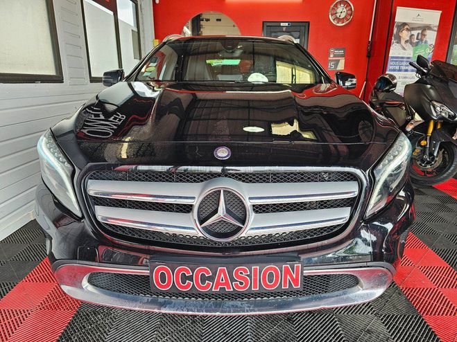 Mercedes Classe GLA 200 4-m Noir de 2015