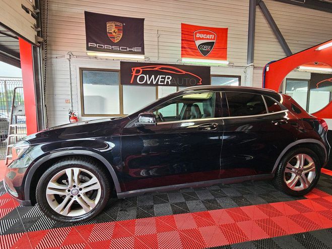 Mercedes Classe GLA 200 4-m Noir de 2015