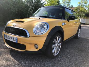  Voir détails -Mini One 1.6i - 16V TURBO COOPER S à Chavanod (74)