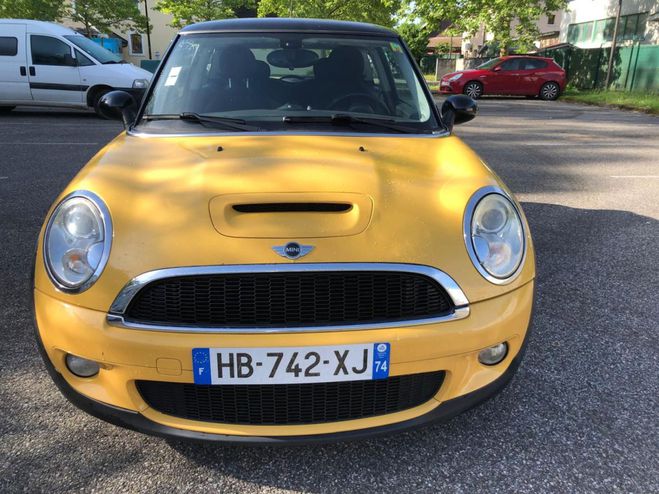Mini One 1.6i - 16V TURBO COOPER S JAUNE de 2008