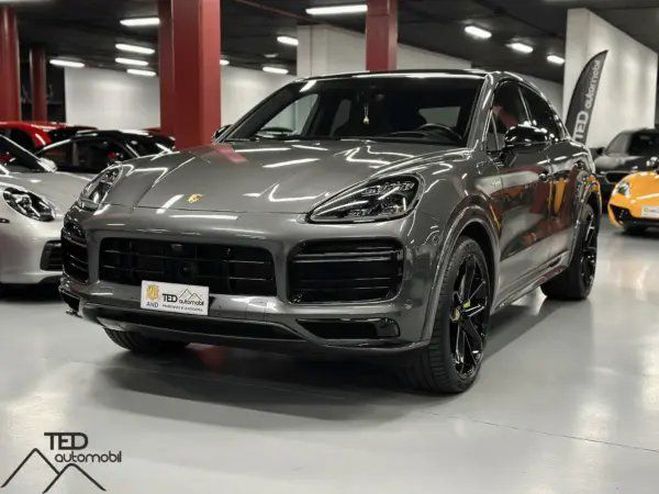 Porsche Cayenne Turbo S E-Hybrid 680cv  de 2021