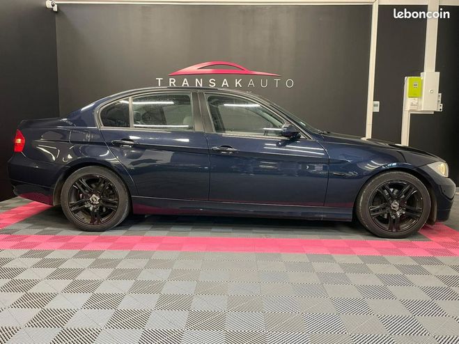 BMW Serie 3 E90 320i 150ch Confort Bleu de 2005