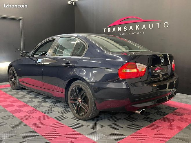 BMW Serie 3 E90 320i 150ch Confort Bleu de 2005