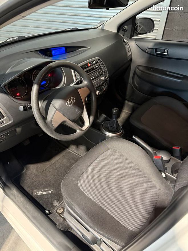 Hyundai I20 1.2 85 Pack Sensation Garantie 3 mois Blanc de 2013