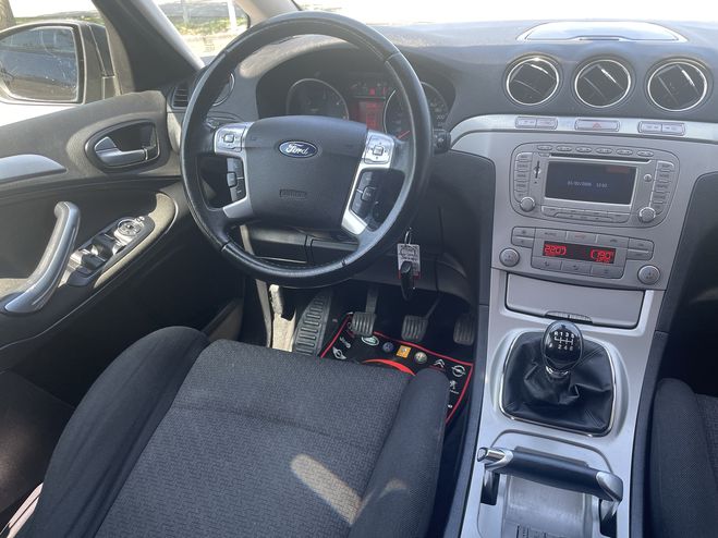 Ford S Max 2.0 TDCI 140CH DPF TREND 7 PLACES GRIS  de 2008