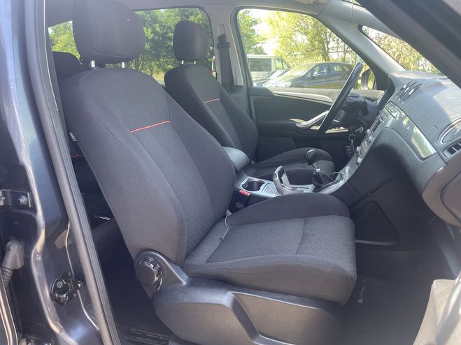 Ford S Max 2.0 TDCI 140CH DPF TREND 7 PLACES GRIS  de 2008