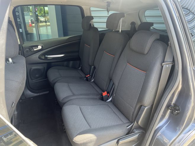 Ford S Max 2.0 TDCI 140CH DPF TREND 7 PLACES GRIS  de 2008