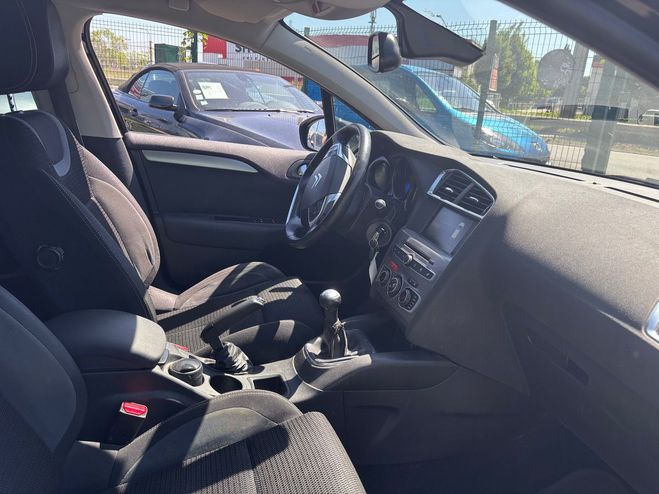 Citroen C4 II (2) 1.2 110 MILLENIUM GPS BELLE Noir de 2017