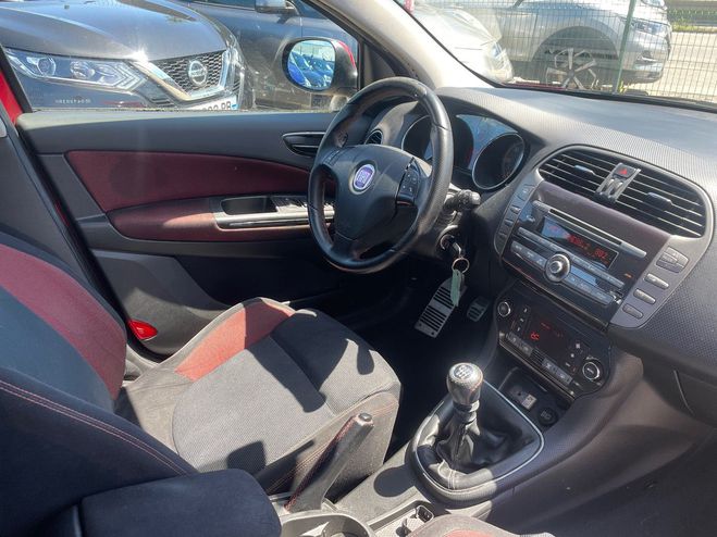 Fiat Bravo II 2.0 MULTIJET 165 SPORT TRS FIABLE  Rouge fonc de 2009