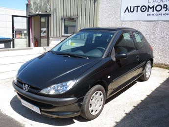  Voir détails -Peugeot 206 1.4 i 75cv à Dourdan (91)