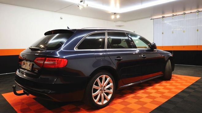 Audi A4 Avant 2.0 TDI 190CH CLEAN DIESEL DPF S L Bleu C de 2015