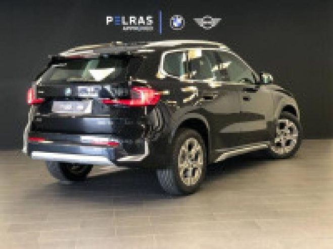 BMW X1 sDrive18d 150ch xLine Saphirschwarz Mtal de 2023