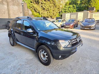  Voir détails -Dacia Duster Ambiance 4x4 à  Les Pennes-Mirabeau (13)
