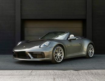  Voir détails -Porsche 911 CARRERA CABRIOLET 992 4S 3.0i 450 PDK à  La Chapelle-des-Fougeretz (35)