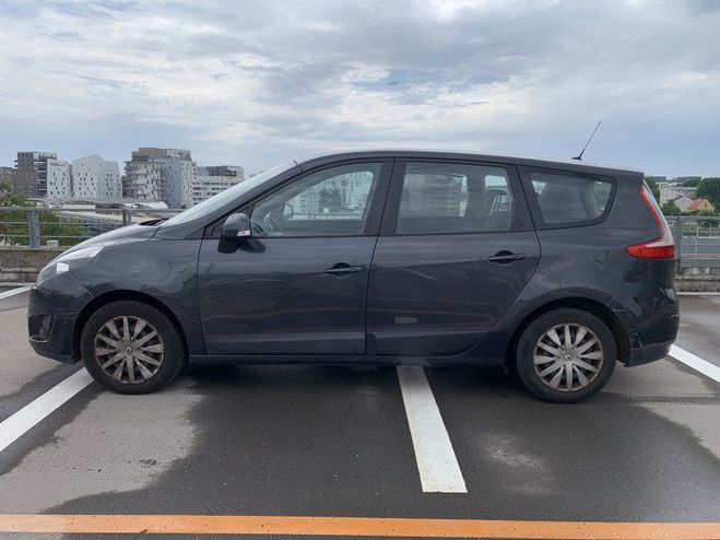 Renault Grand Scenic III 1.9 DCI 130CH DYNAMIQUE 7 PLACES VEN Gris F de 2009