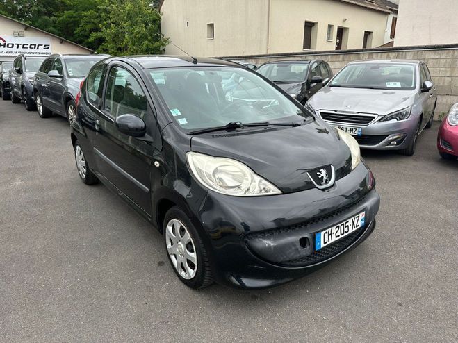 Peugeot 107 1.0e 12V 68ch Urban Noir de 2006