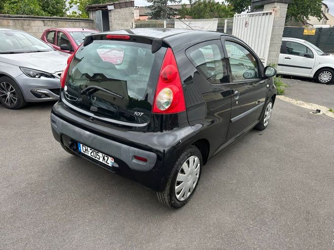 Peugeot 107 1.0e 12V 68ch Urban Noir de 2006