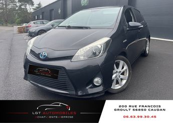  Voir détails -Toyota Yaris 1.5 VVTi 16V HSD Hybrid 100h E-CVT 75 cv à Caudan (56)